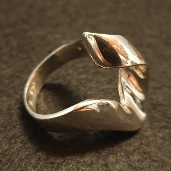 Bold Vintage Sterling Silver Open-Wave Modernist Ring – European Craftsmanship - Picture 6 of 14